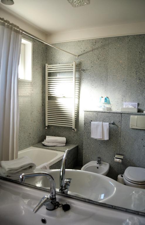 Double or Twin Room Ground Floor Garden,632193807:JPEG